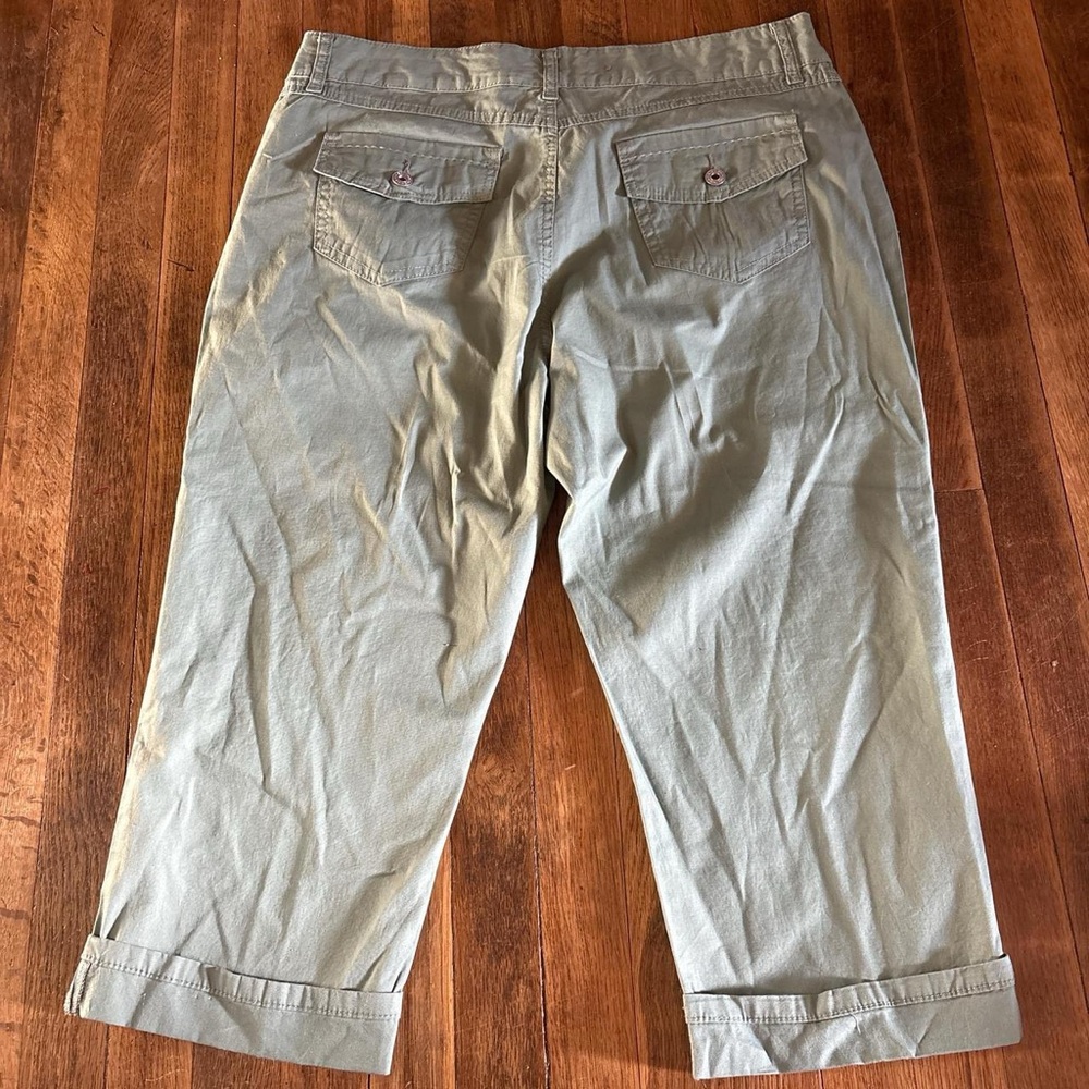 Women’s Olive Green Casual Cotton Pants - Picture 2 of 3